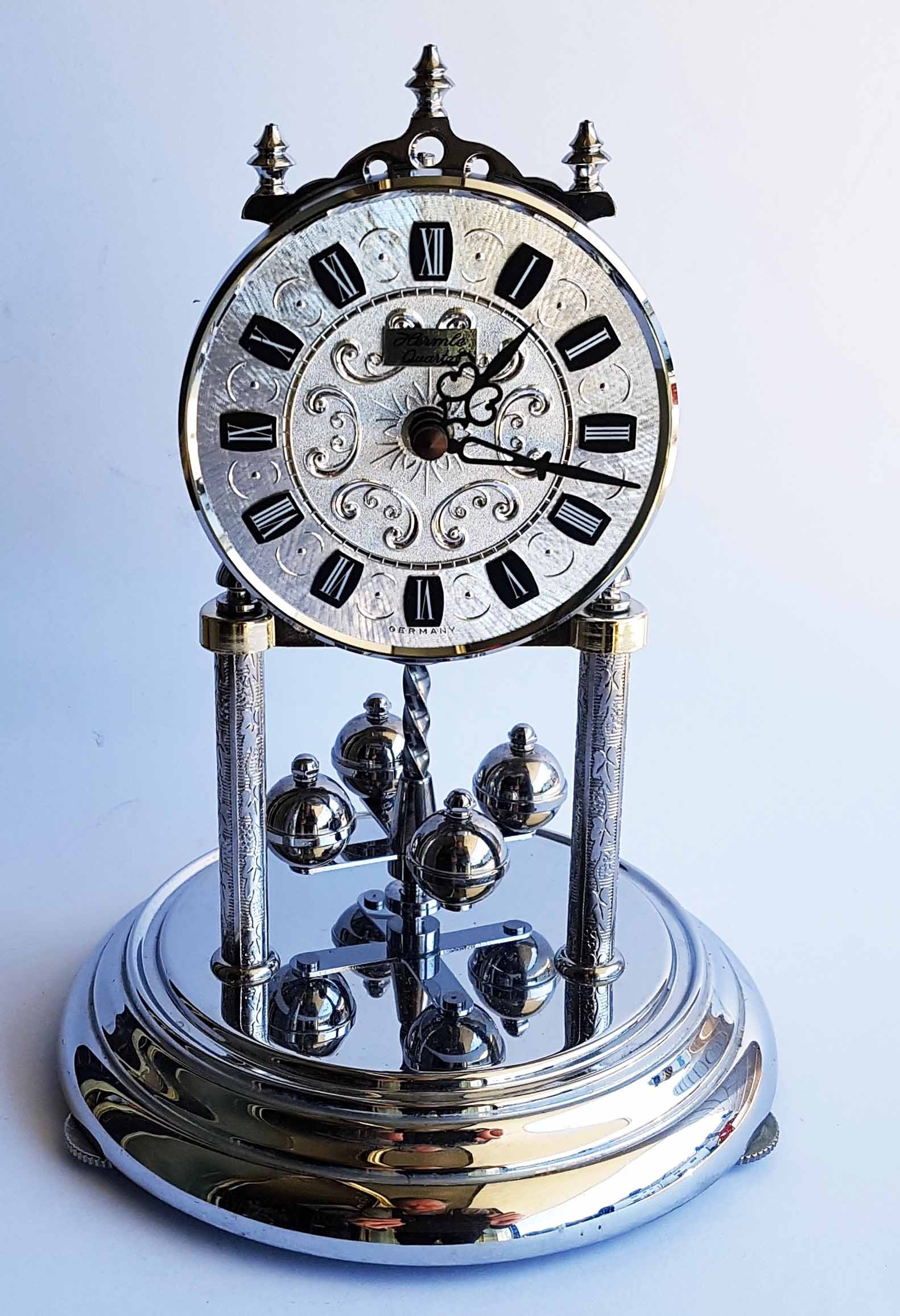 Ejoyous Vintage Tischuhr Mit Glaskuppel - Goldene Retro Standuhr Für Wohnzimmer Deko